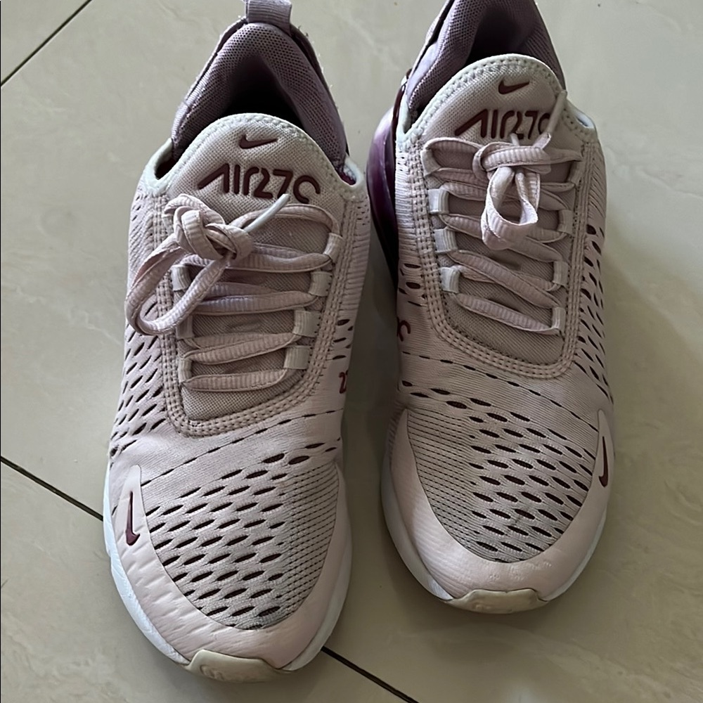 Nike Air Max 270 Pink Athletic Shoes with Modern Design